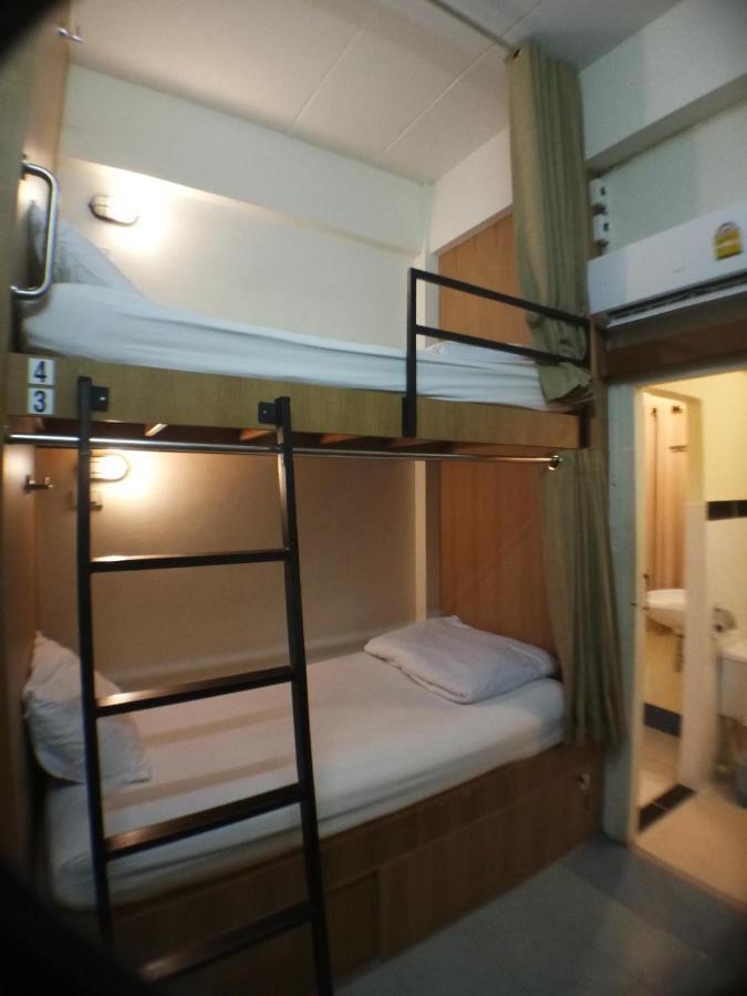 Hotel Manee Cool Mueang à Chiang Mai Extérieur photo