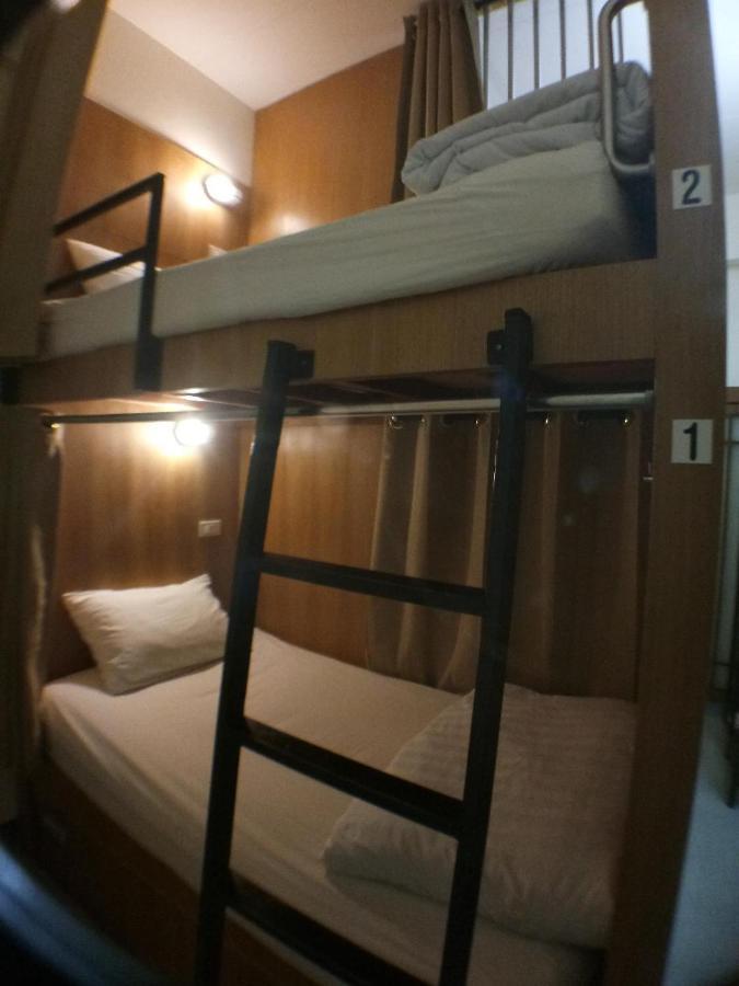 Hotel Manee Cool Mueang à Chiang Mai Extérieur photo