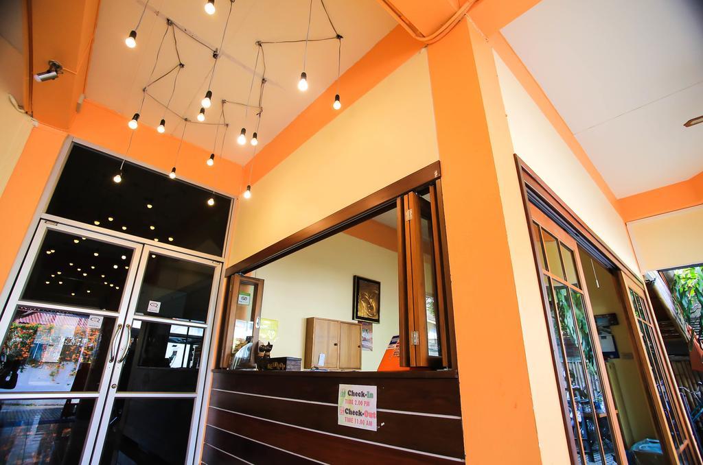 Hotel Manee Cool Mueang à Chiang Mai Extérieur photo